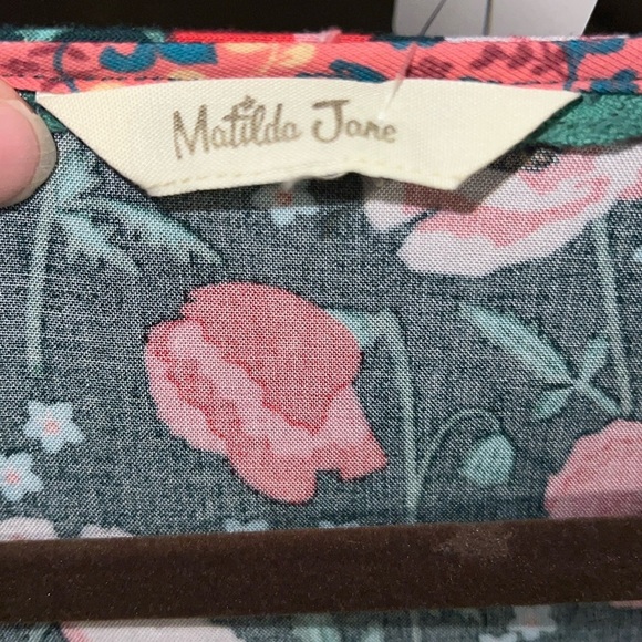 Matilda Jane Floral Button Down Blouse M - Picture 4 of 5